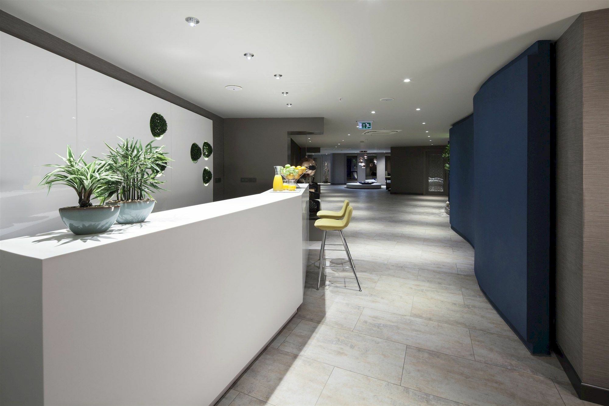 Ramada Hotel & Suites By Wyndham Izmir Kemalpasa Buitenkant foto